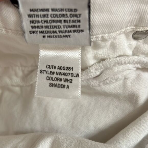 Hudson Nico Skinny Jeans - Picture 13 of 15